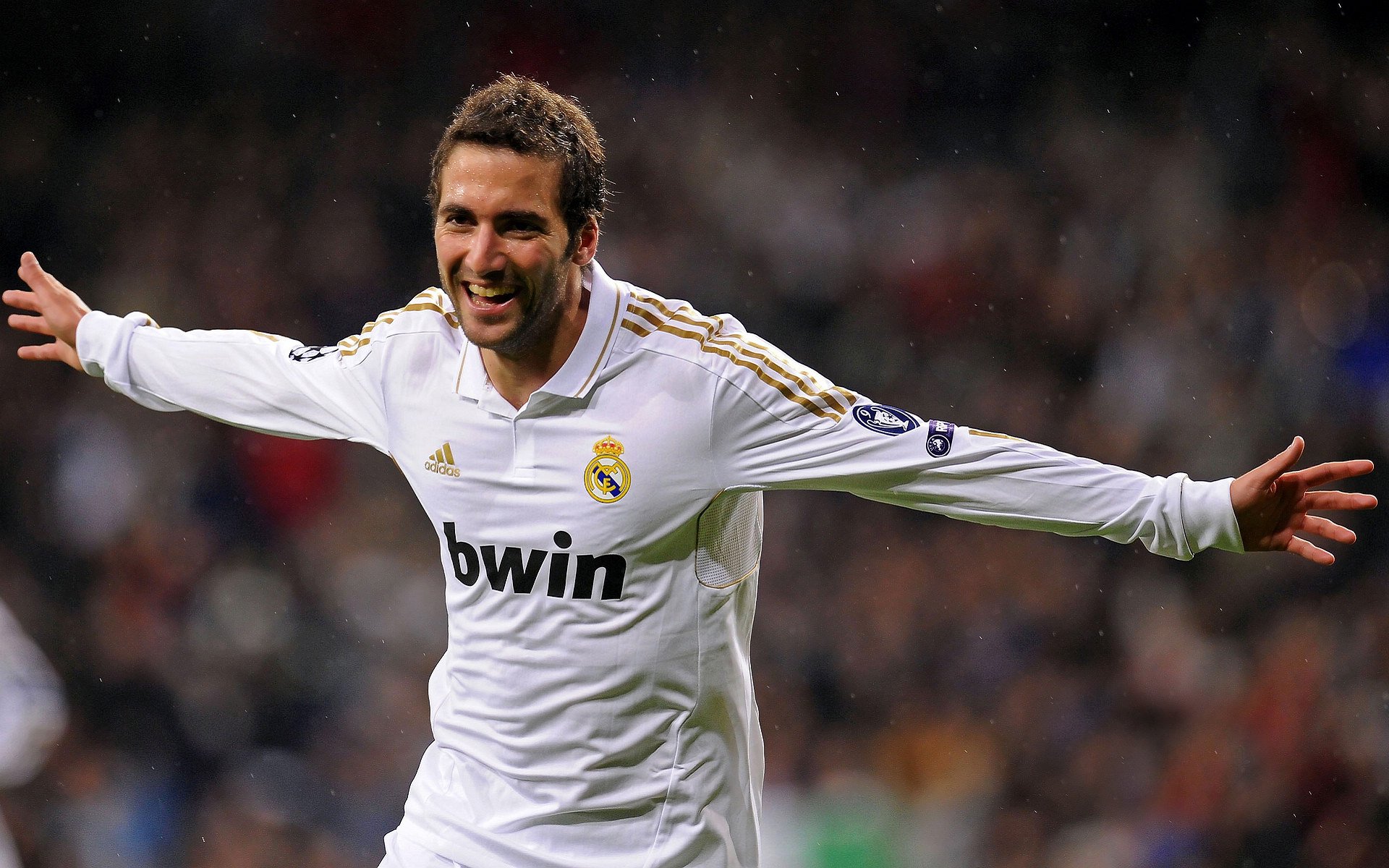 杰伦·格林压制级发挥破局，凯尔特人鏖战险胜活塞